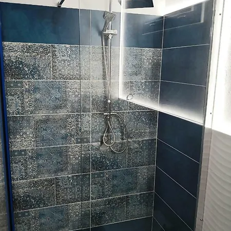 Framavi * Чефалу